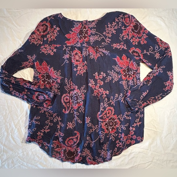 Lucky Brand Long Sleeve Tie Tassel Red & Navy Floral Blouse Boho Women’s Large - Picture 14 of 15